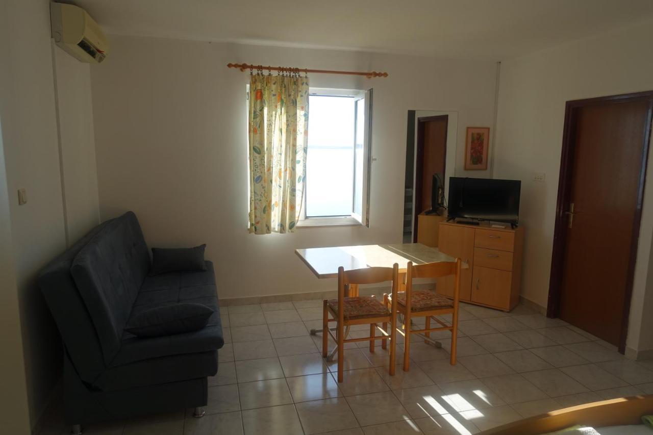 Apartments Galeb Rtina Eksteriør billede
